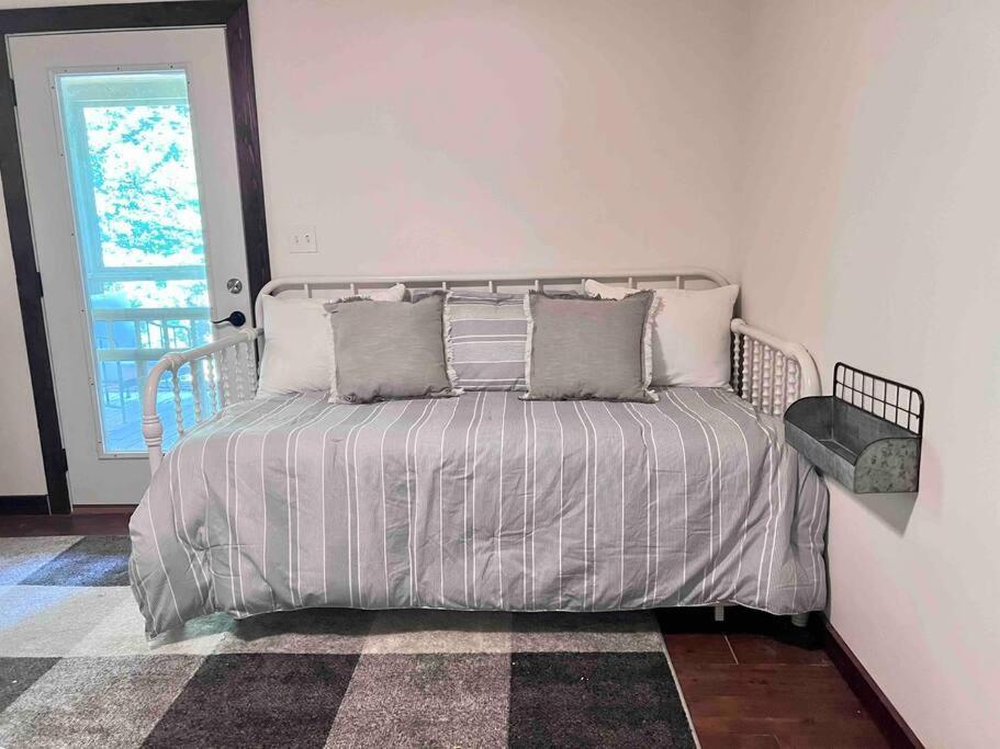 Close To Lake Blue Ridge, Hot Tub, Swing Beds Morganton エクステリア 写真