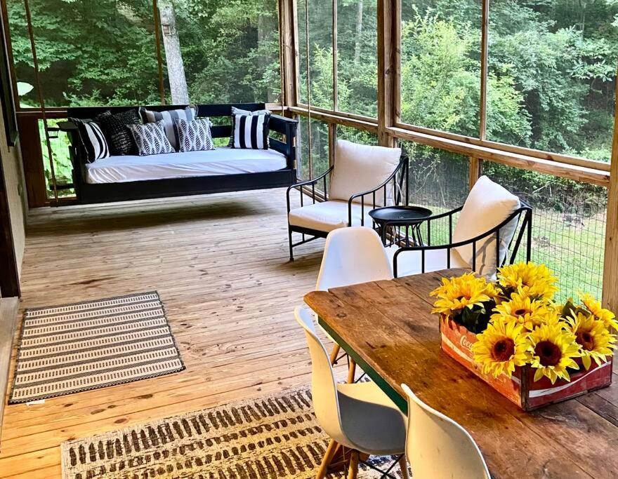 Close To Lake Blue Ridge, Hot Tub, Swing Beds Morganton エクステリア 写真